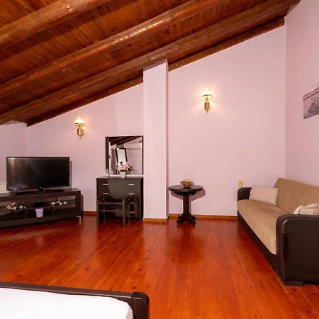 Nature & Silence Maisonette